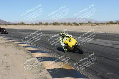 media/Dec-01-2025-Moto Forza (Mon) [[2daa91e15f]]/2-Intermediate Group/Session 4 (Turn 10 Inside)/